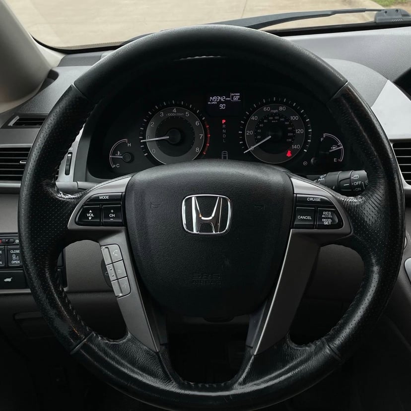 2014 Honda Odyssey - Image 12