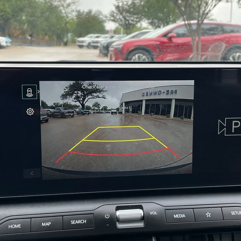 2025 Kia K4 - Image 18