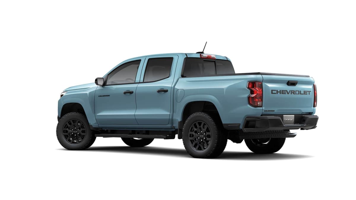 2026 Chevrolet Colorado - Image 3