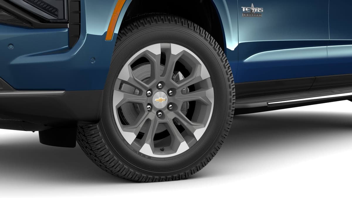 2026 Chevrolet Suburban - Image 6