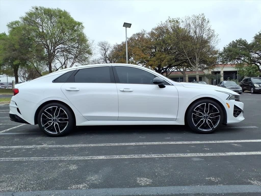 2023 Kia K5 - Image 6