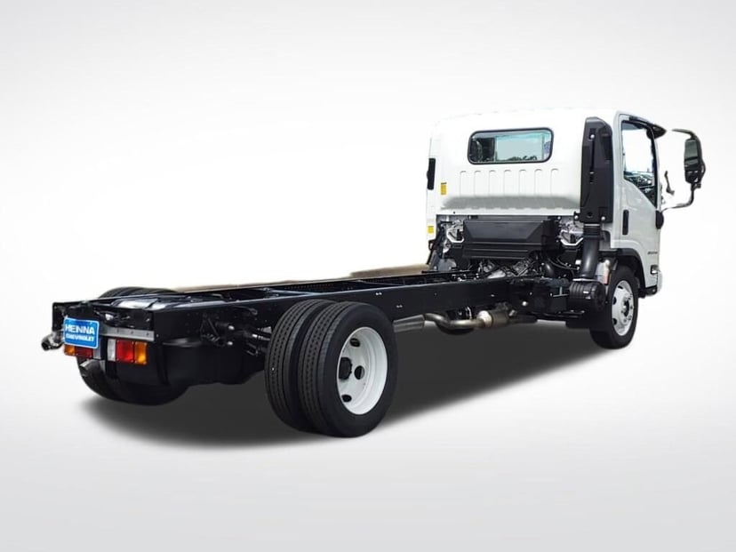 2024 Chevrolet Low Cab Forward 4500 HG - Image 4