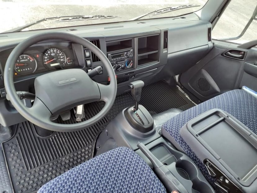 2025 Chevrolet Low Cab Forward 4500 HG - Image 8