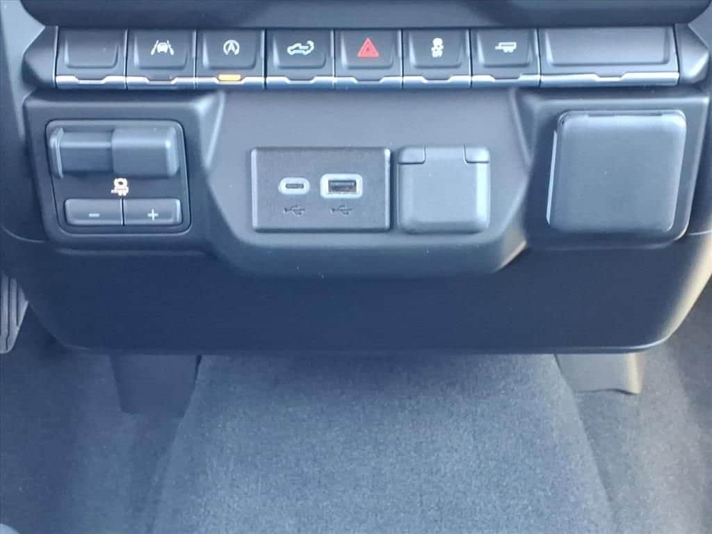2026 Chevrolet Silverado 1500 - Image 17