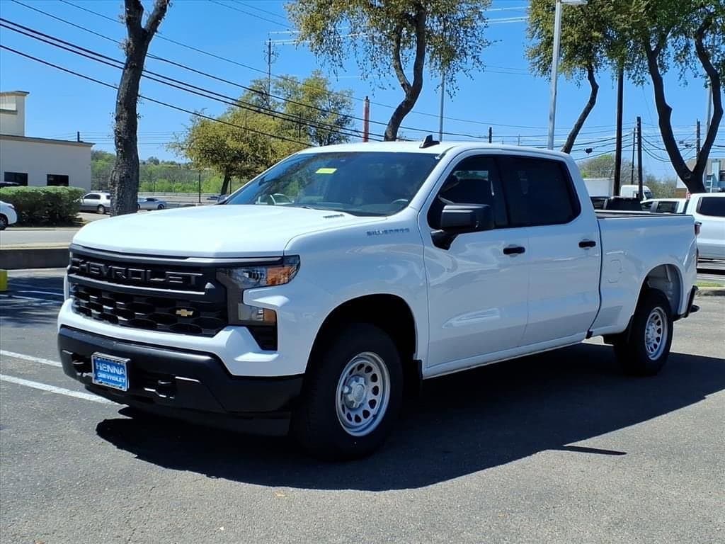 2026 Chevrolet Silverado 1500 - Image 3