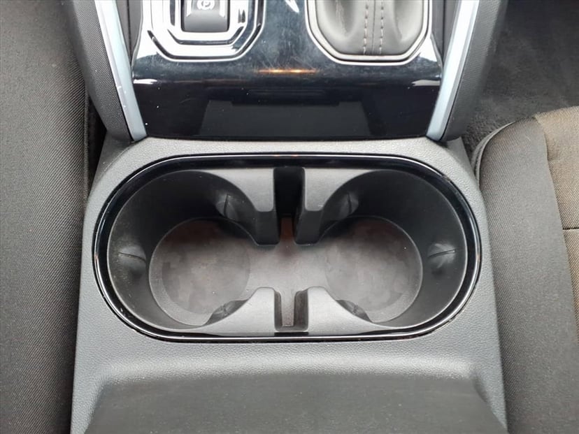 2025 Chevrolet Colorado - Image 19