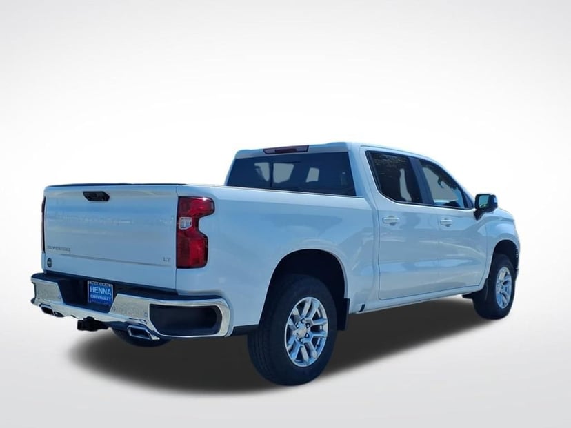 2026 Chevrolet Silverado 1500 - Image 3