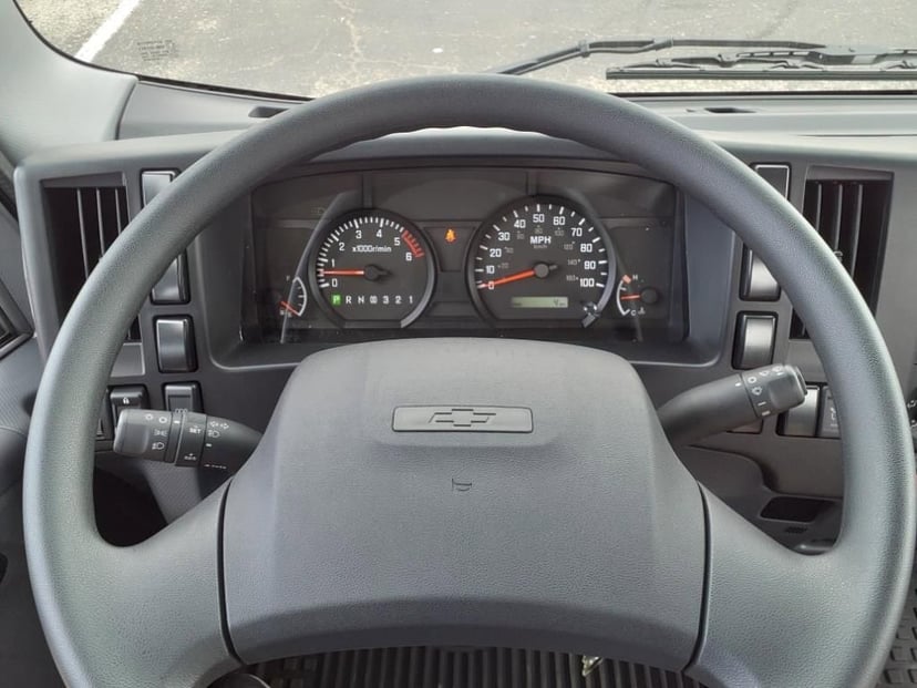 2025 Chevrolet Low Cab Forward 5500 XG - Image 22
