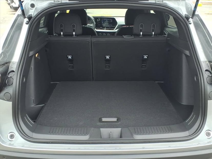 2026 Chevrolet Trax - Image 11