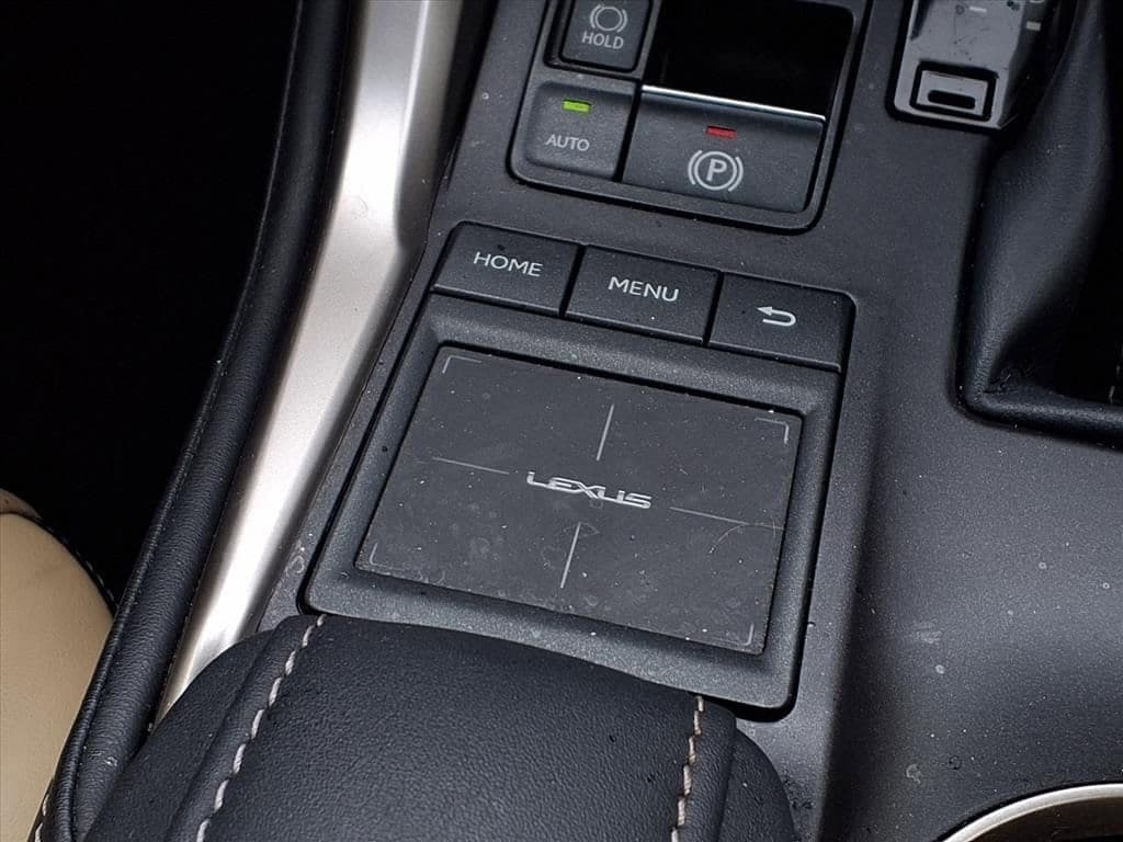 2015 LEXUS NX 200t - Image 18