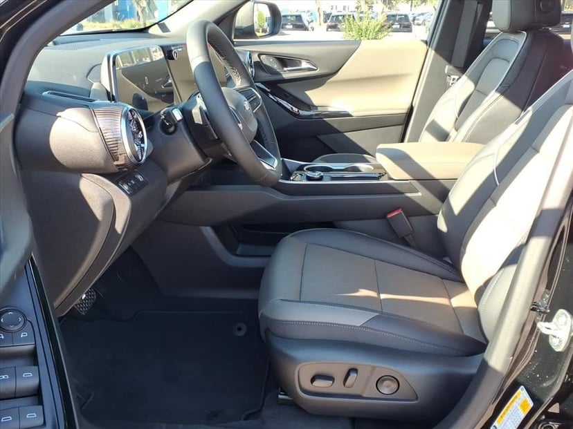 2026 Chevrolet Equinox - Image 15