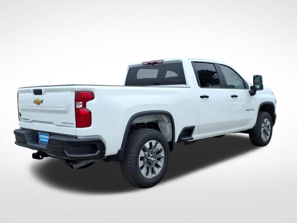 2026 Chevrolet Silverado 2500 HD - Image 3