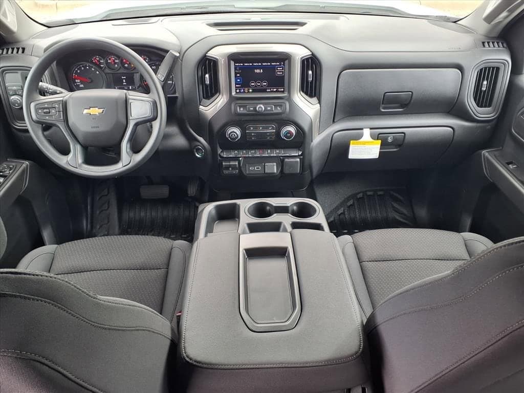 2026 Chevrolet Silverado 1500 - Image 8