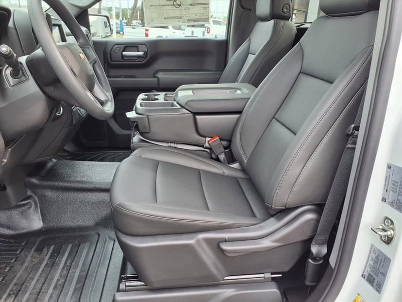 2026 Chevrolet Silverado 1500 - Image 8