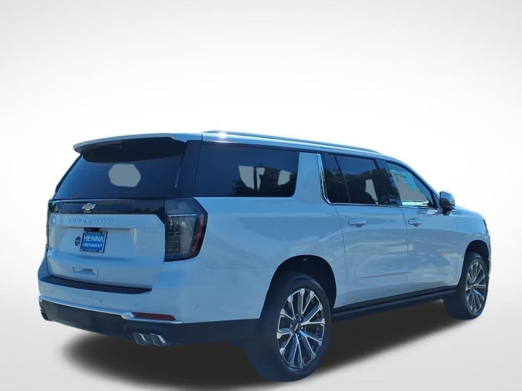 2026 Chevrolet Suburban - Image 2