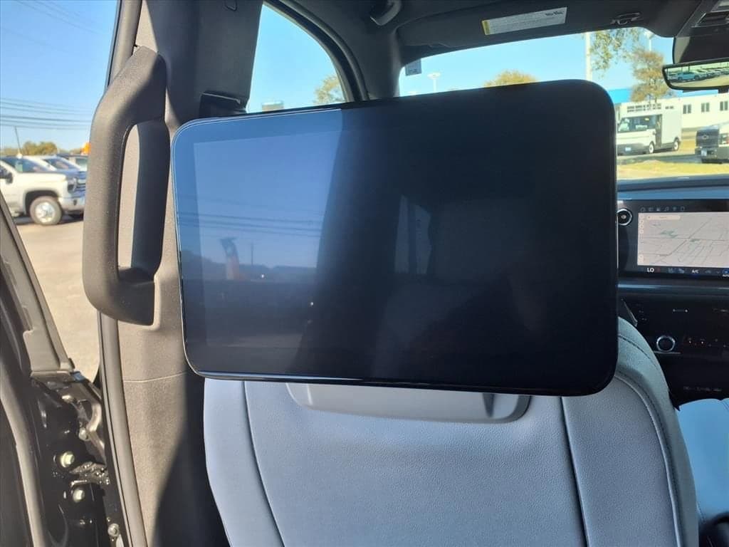 2026 Chevrolet Tahoe - Image 8