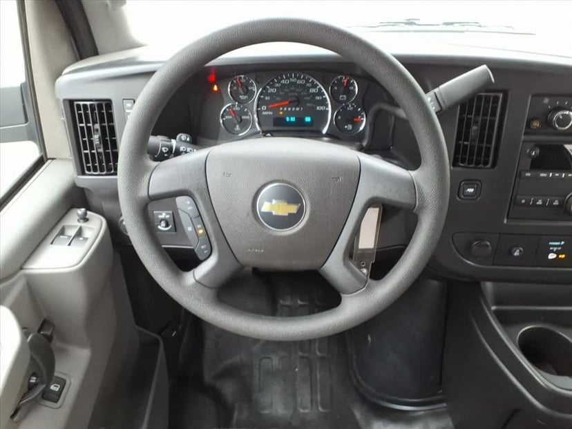 2026 Chevrolet Express Cargo - Image 23