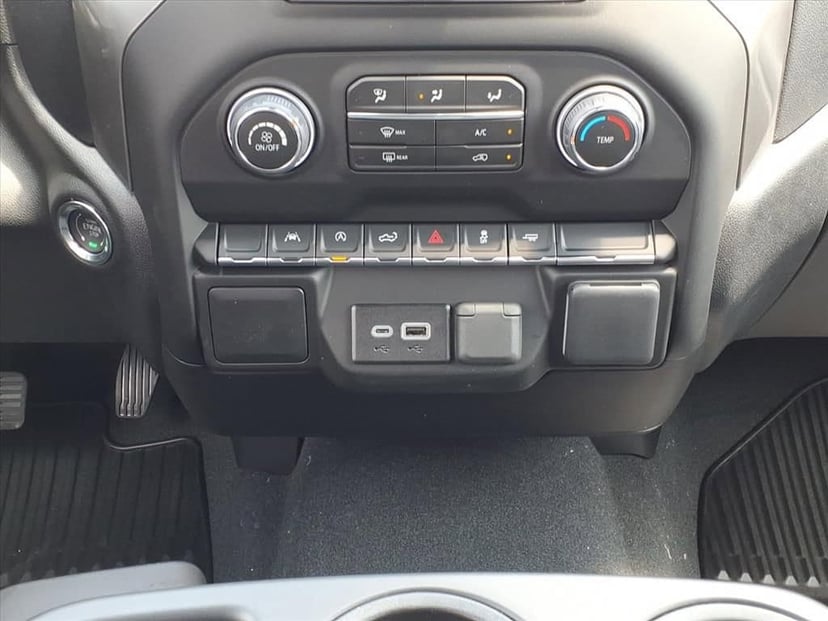 2026 Chevrolet Silverado 1500 - Image 14