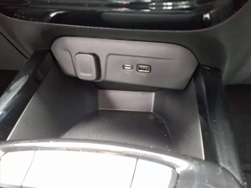 2024 Chevrolet Trax - Image 23