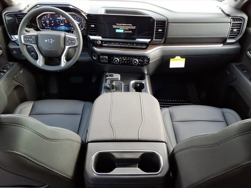 2026 Chevrolet Silverado 1500 - Image 15