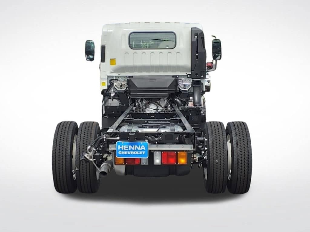 2024 Chevrolet Low Cab Forward 4500 HG - Image 5
