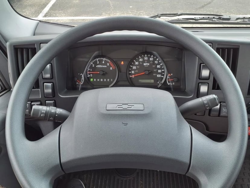 2025 Chevrolet Low Cab Forward 5500 XG - Image 21