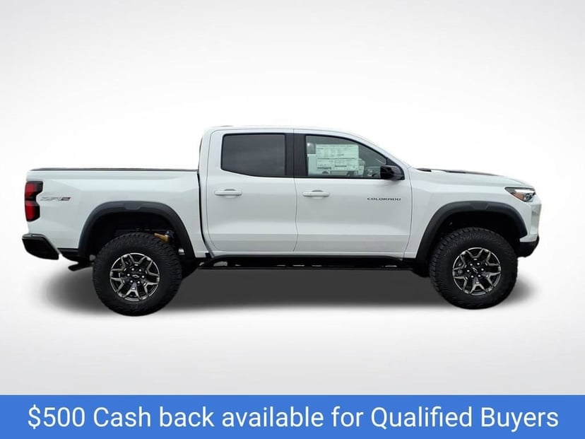 2026 Chevrolet Colorado - Image 3
