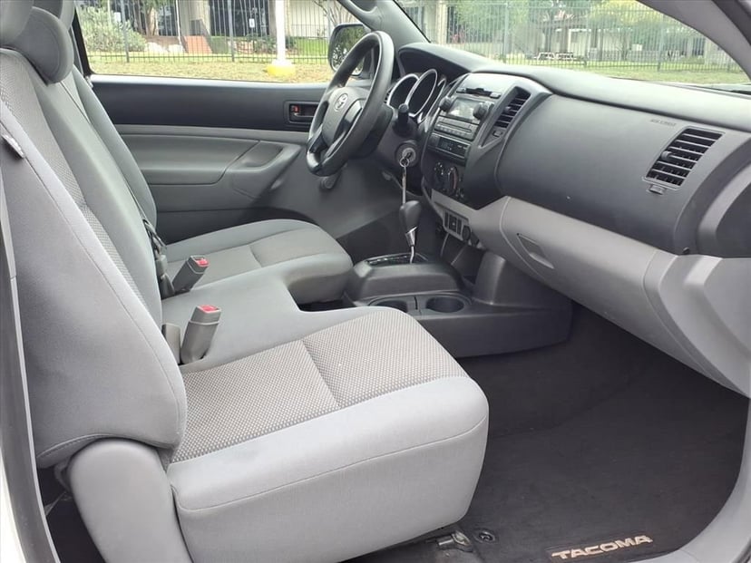 2012 Toyota Tacoma - Image 16