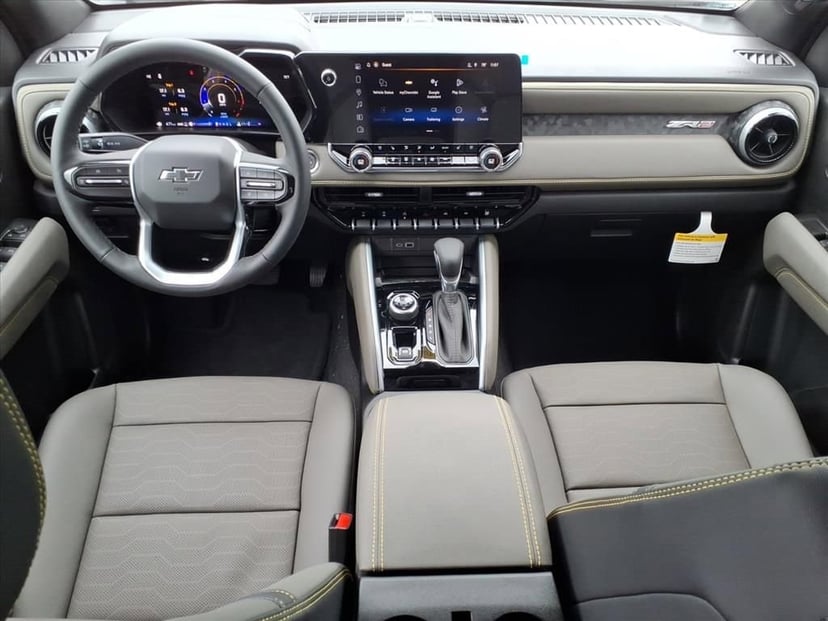 2026 Chevrolet Colorado - Image 18