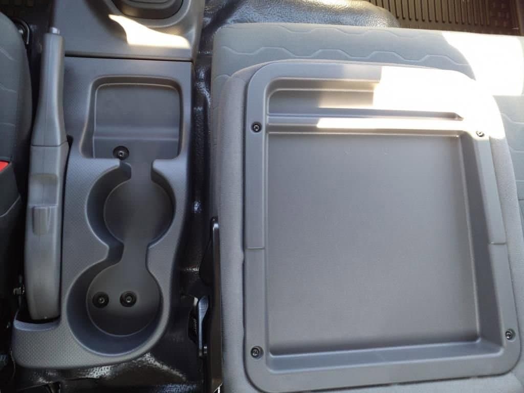 2025 Chevrolet Low Cab Forward 5500 XD - Image 17