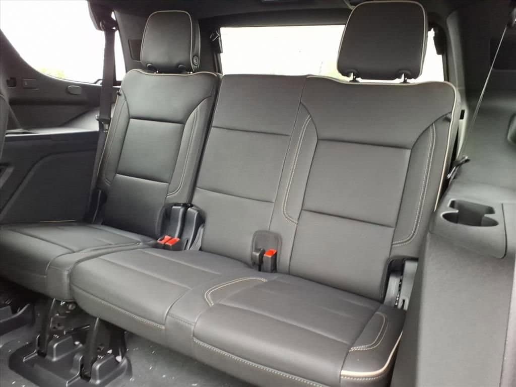 2026 Chevrolet Tahoe - Image 15