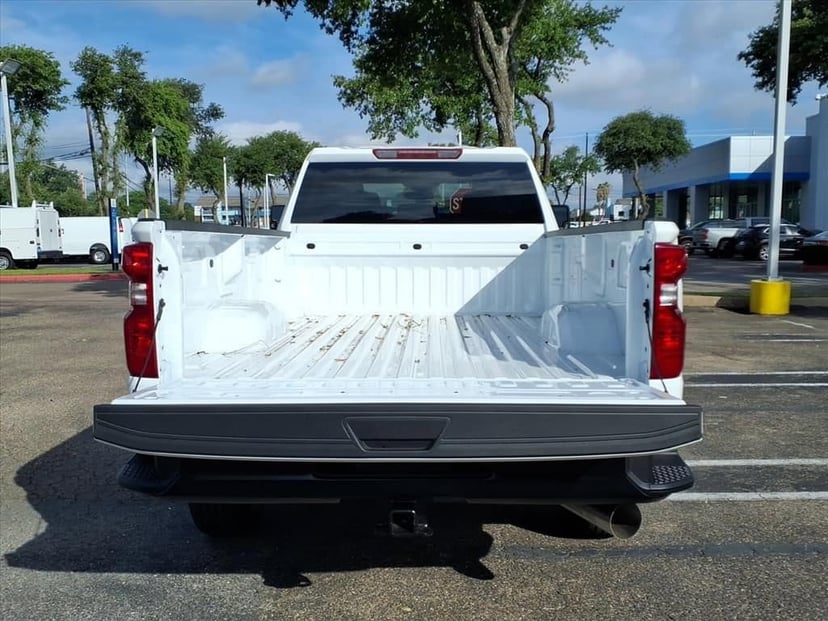 2026 Chevrolet Silverado 2500 HD - Image 10