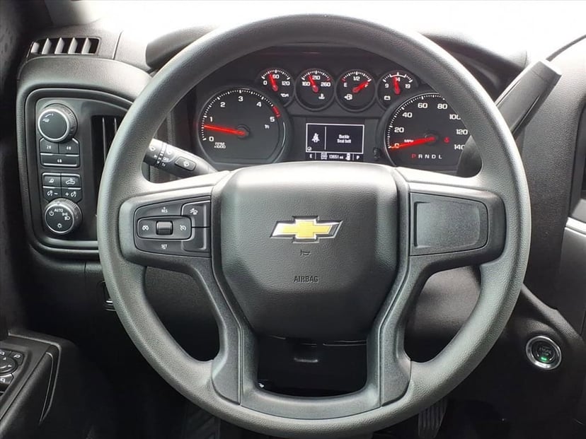 2025 Chevrolet Silverado 2500 HD - Image 30