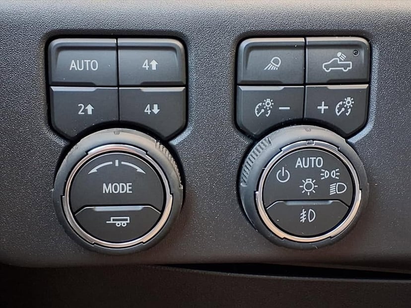 2026 Chevrolet Silverado 1500 - Image 22