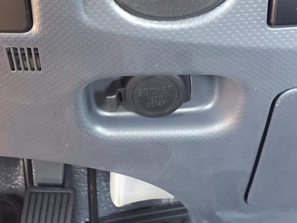 2025 Chevrolet Low Cab Forward 4500 HG - Image 14