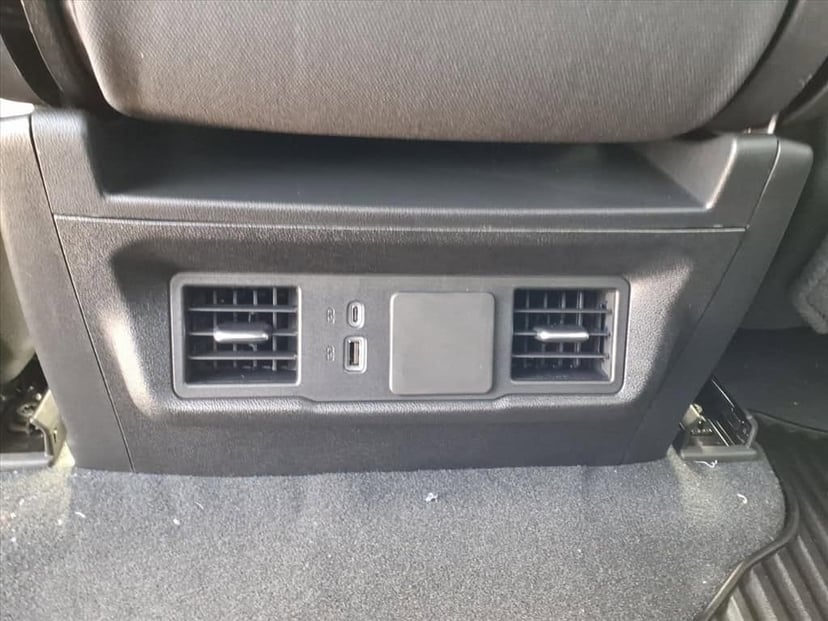 2026 Chevrolet Silverado 1500 - Image 15