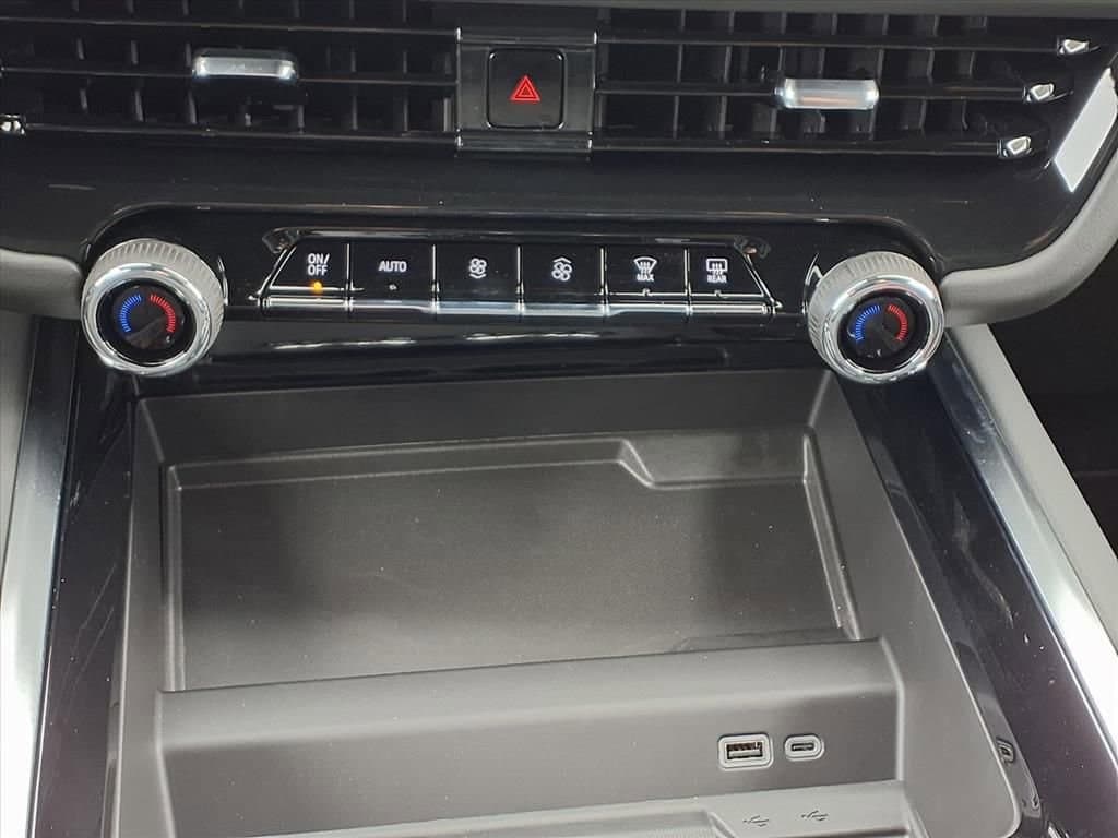 2026 Chevrolet Tahoe - Image 17