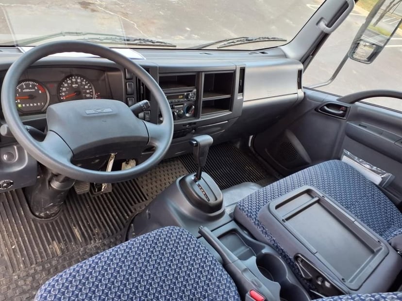 2024 Chevrolet Low Cab Forward 4500 HG - Image 6