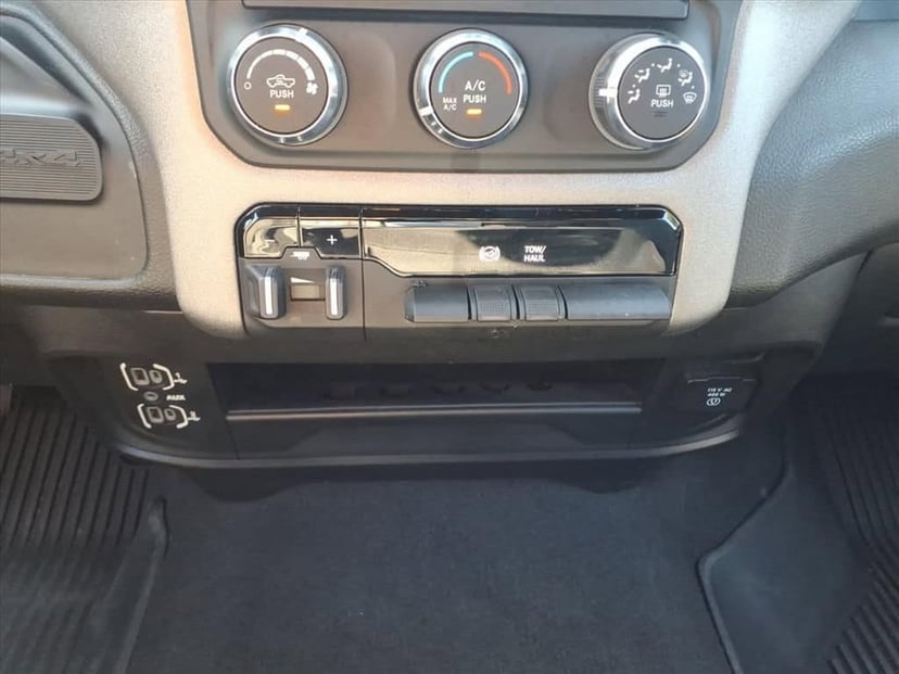 2024 Ram 3500 - Image 21