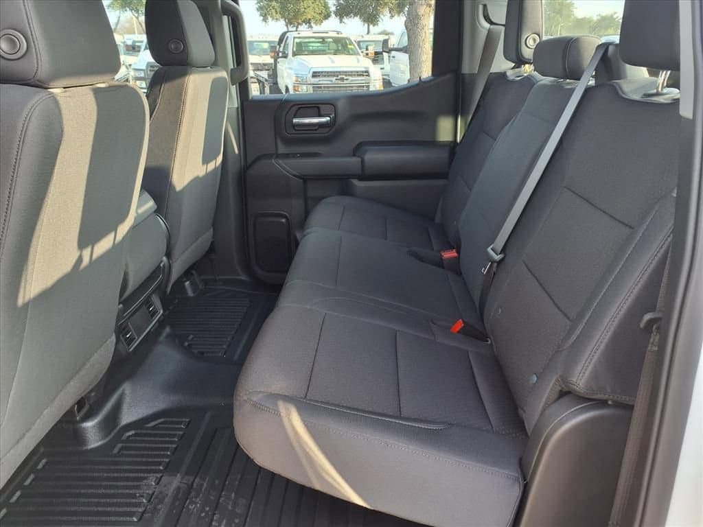 2026 Chevrolet Silverado 1500 - Image 7