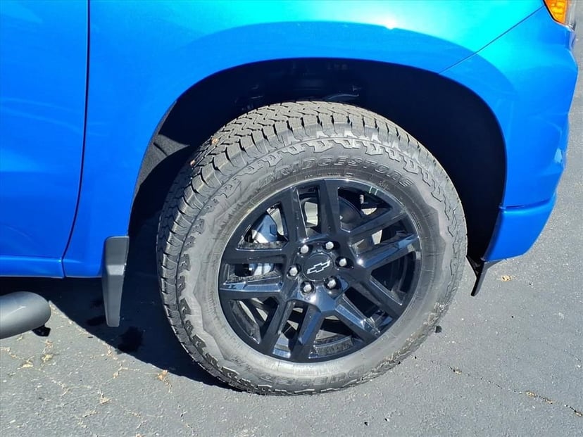 2026 Chevrolet Silverado 1500 - Image 9