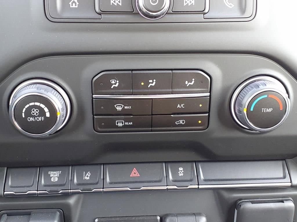 2024 Chevrolet Silverado 3500 HD Chassis Cab - Image 18