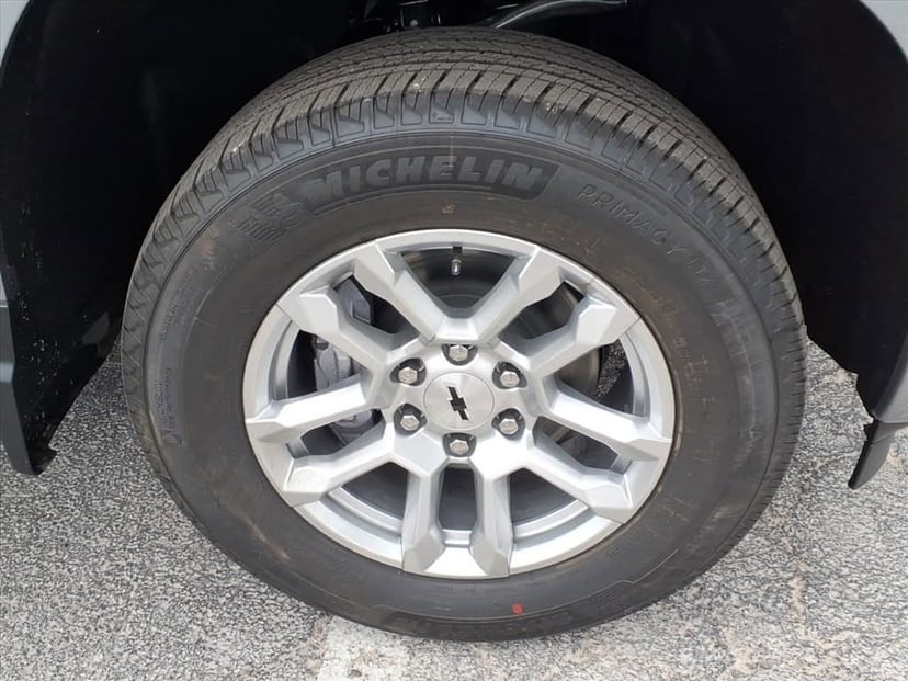 2026 Chevrolet Silverado 1500 - Image 9