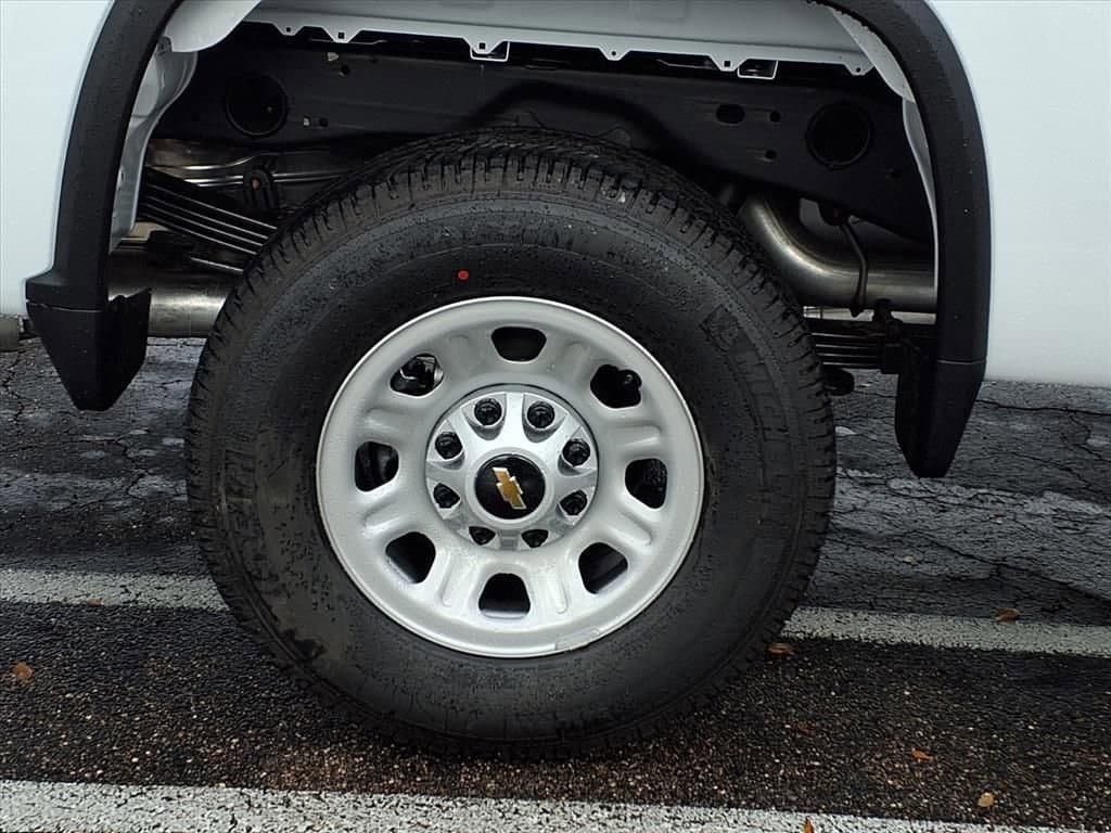 2026 Chevrolet Silverado 2500 HD - Image 4