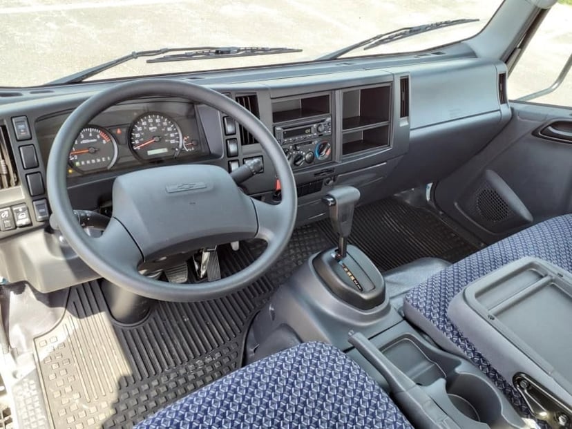 2024 Chevrolet Low Cab Forward 4500 HG - Image 8