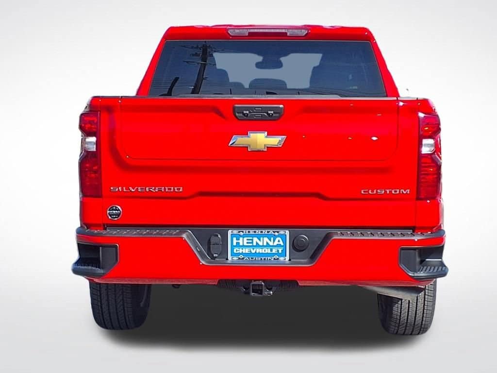 2026 Chevrolet Silverado 1500 - Image 3