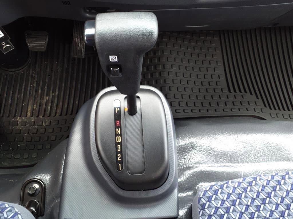 2025 Chevrolet Low Cab Forward 5500 XG - Image 20