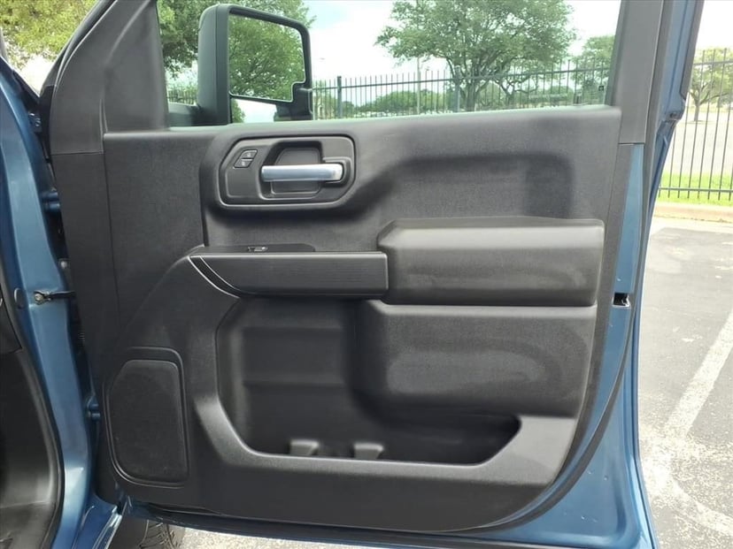 2025 Chevrolet Silverado 2500 HD - Image 22