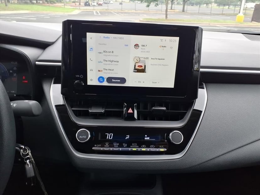 2026 Toyota Corolla - Image 23