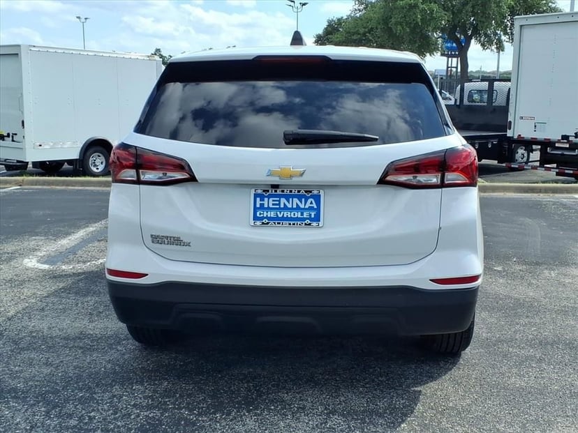 2022 Chevrolet Equinox - Image 6